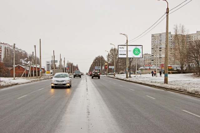 Щит 6x3,  Леся Сердюка ул. - Дружбы Народов ул., из центра