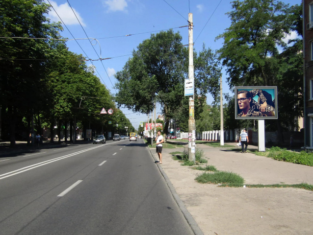 Скролл 3.14x2.3,  Титова ул., 2, перед школой №89