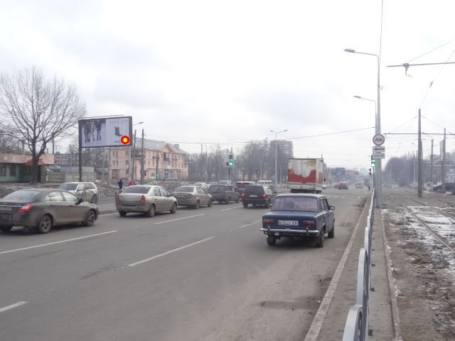 Призма 6x3,  Клочковская ул., 358а, в центр