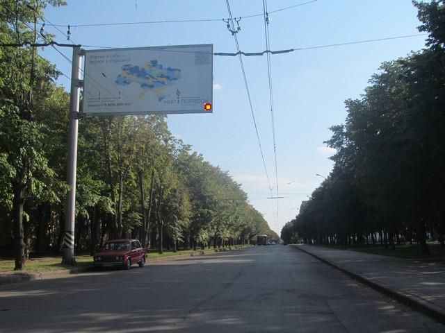 Щит 6x3,  Харьковских Дивизий ул., 5, из центра