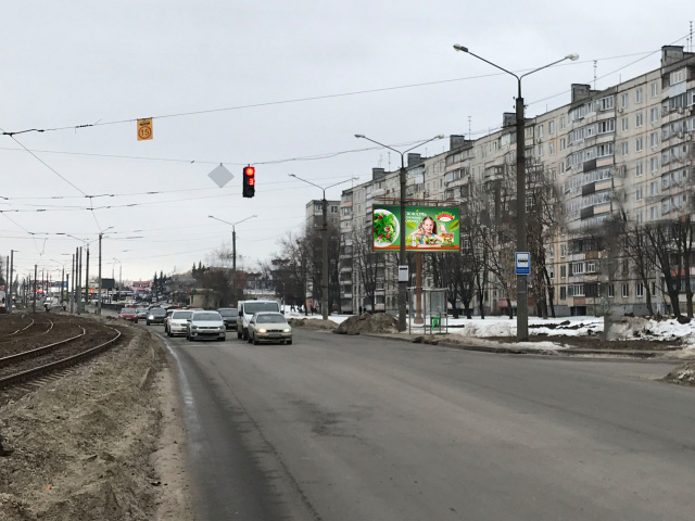 Щит 6x3,  Тракторостроителей пр-т, 65 - Василия Стуса ул., в центр