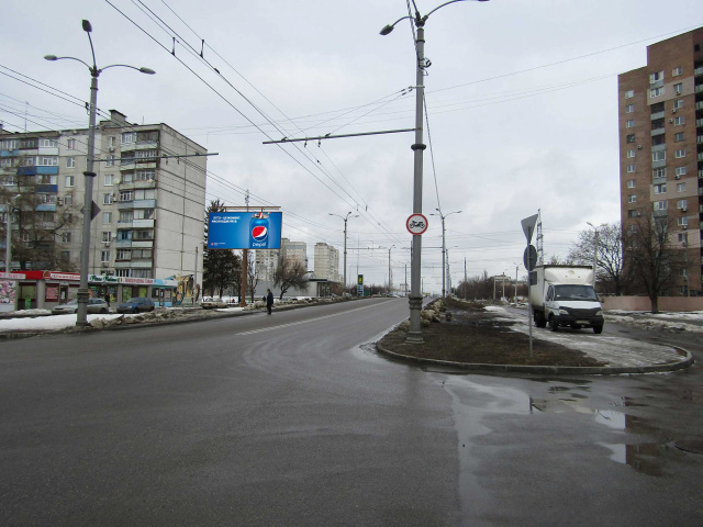 Щит 6x3,  Петра Григоренка пр-т - Танкопия ул., 14, в центр