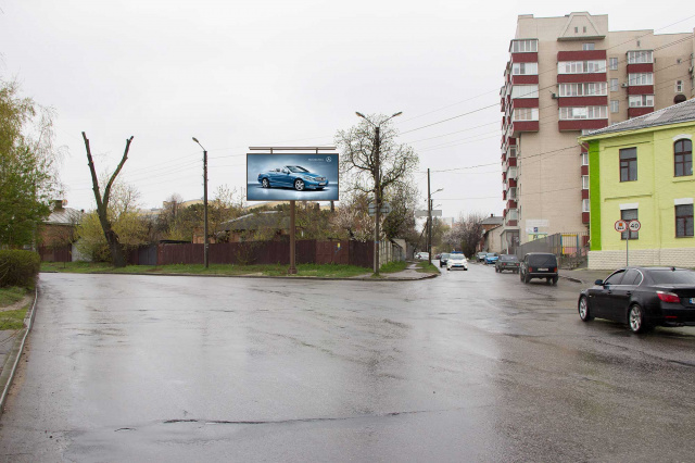 Щит 6x3,  Озерянская ул., 21-А - Волонтерская ул., из центра