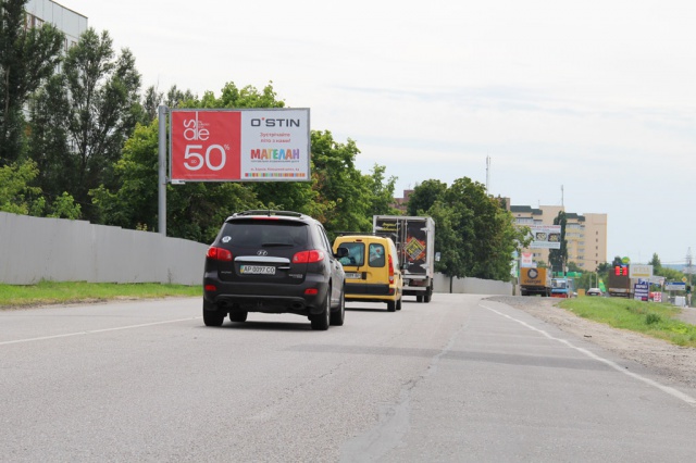 Щит 6x3,  Архитекторов ул., 20, в город