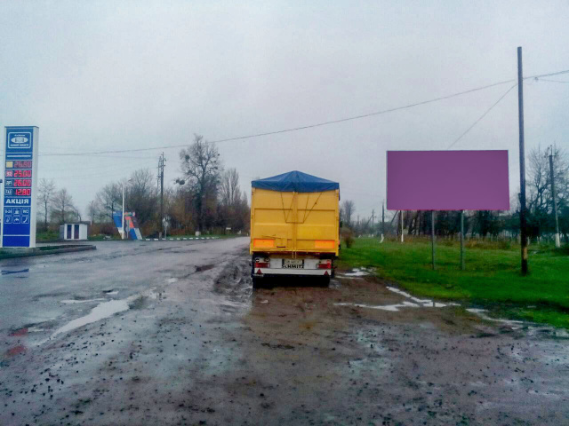 Щит 6x3,  вьезд в город (на перекрестке)